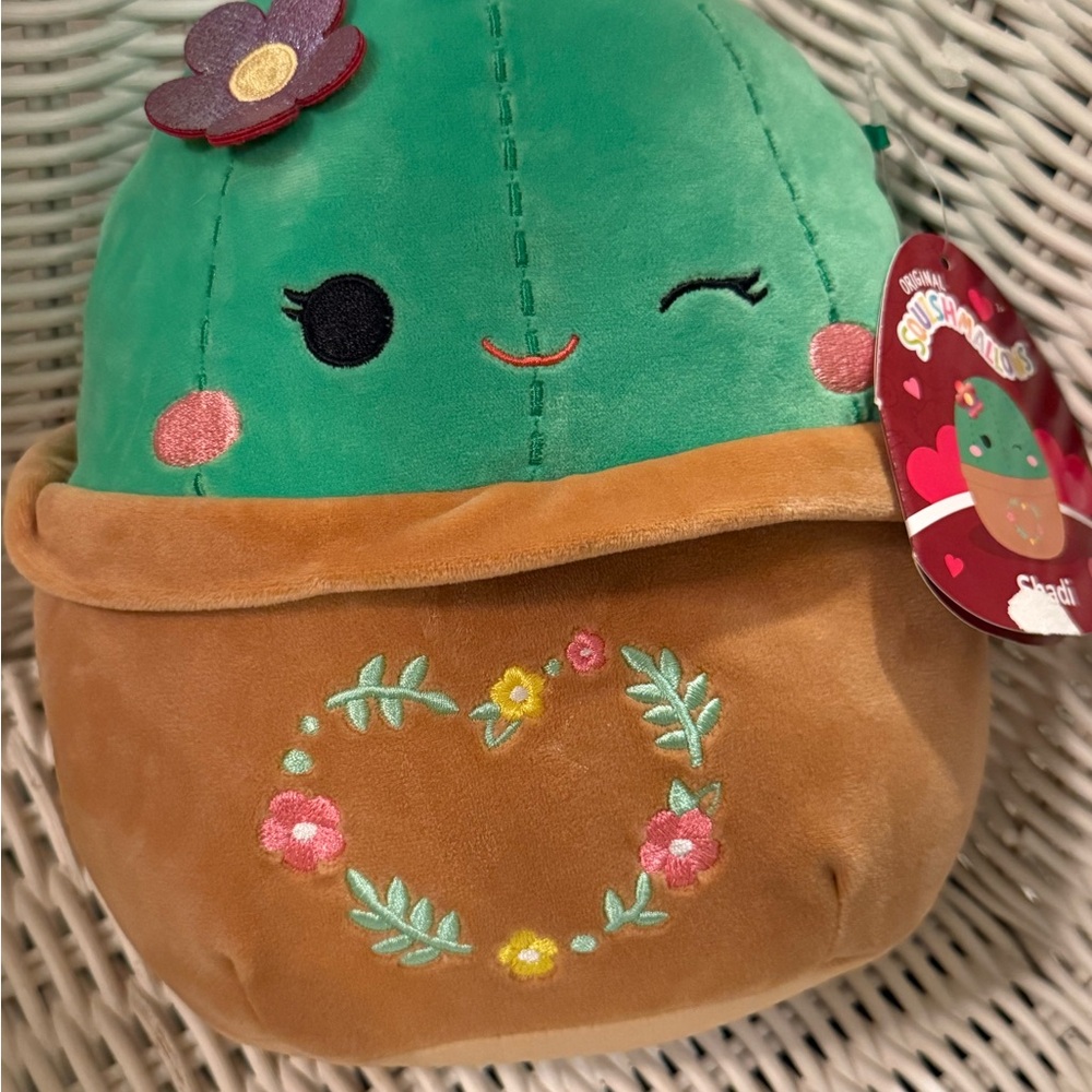 Squishmallows Shadi the Cactus 8” Plush – Valentine’s Edition Purple Flower– NWT - Picture 3 of 11